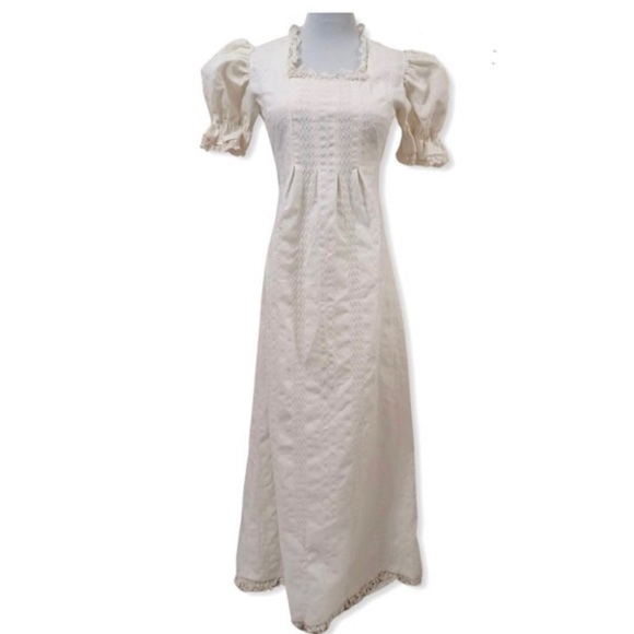 Vintage 1970s Ivory Cotton Prairie Dress - Picture 7 of 10